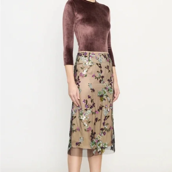 VINCE Begonia Sequined Skirt - Picture 1 of 11